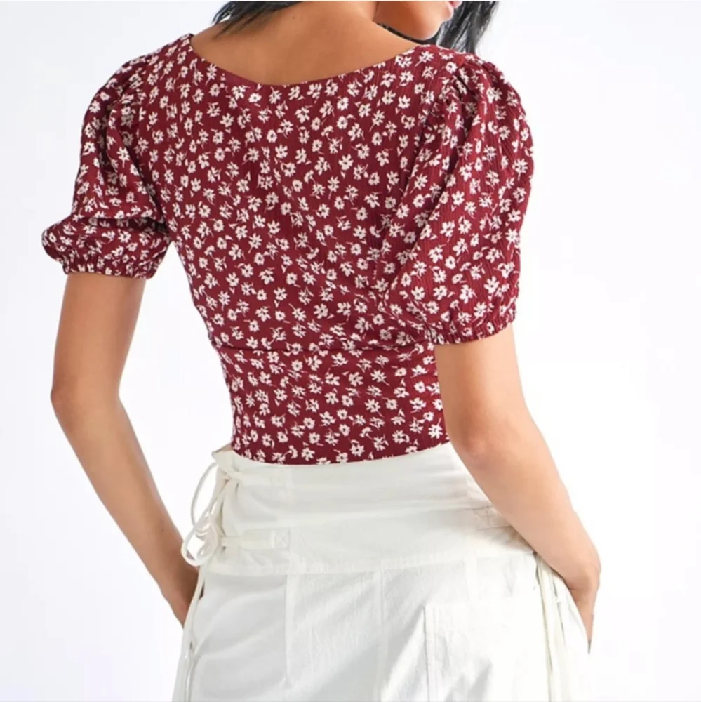 Free People Burgundy & White Ditsy Floral Crop Top Blouse | Size M | Boho Summer